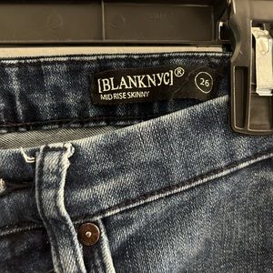Blank NYC mid-rise skinny jeans size 26